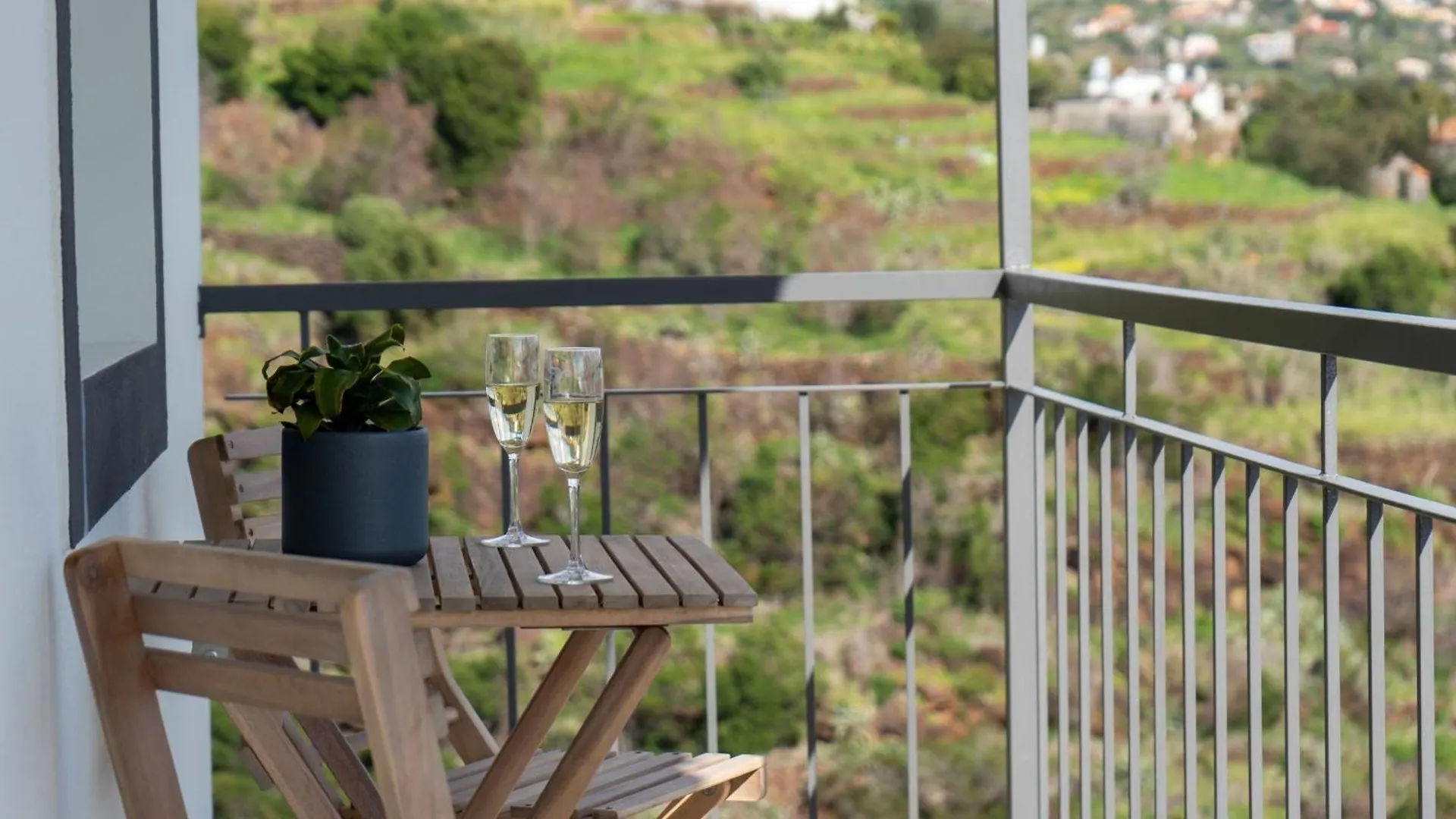 Ozeanica Heights By Lovelystay Gaula Portugal